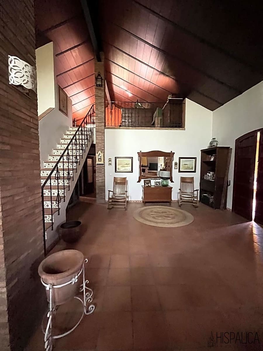 3 soveværelse Finca/Landehus til salg i La Palma del Condado - € 240.000 (Ref: 7582742)