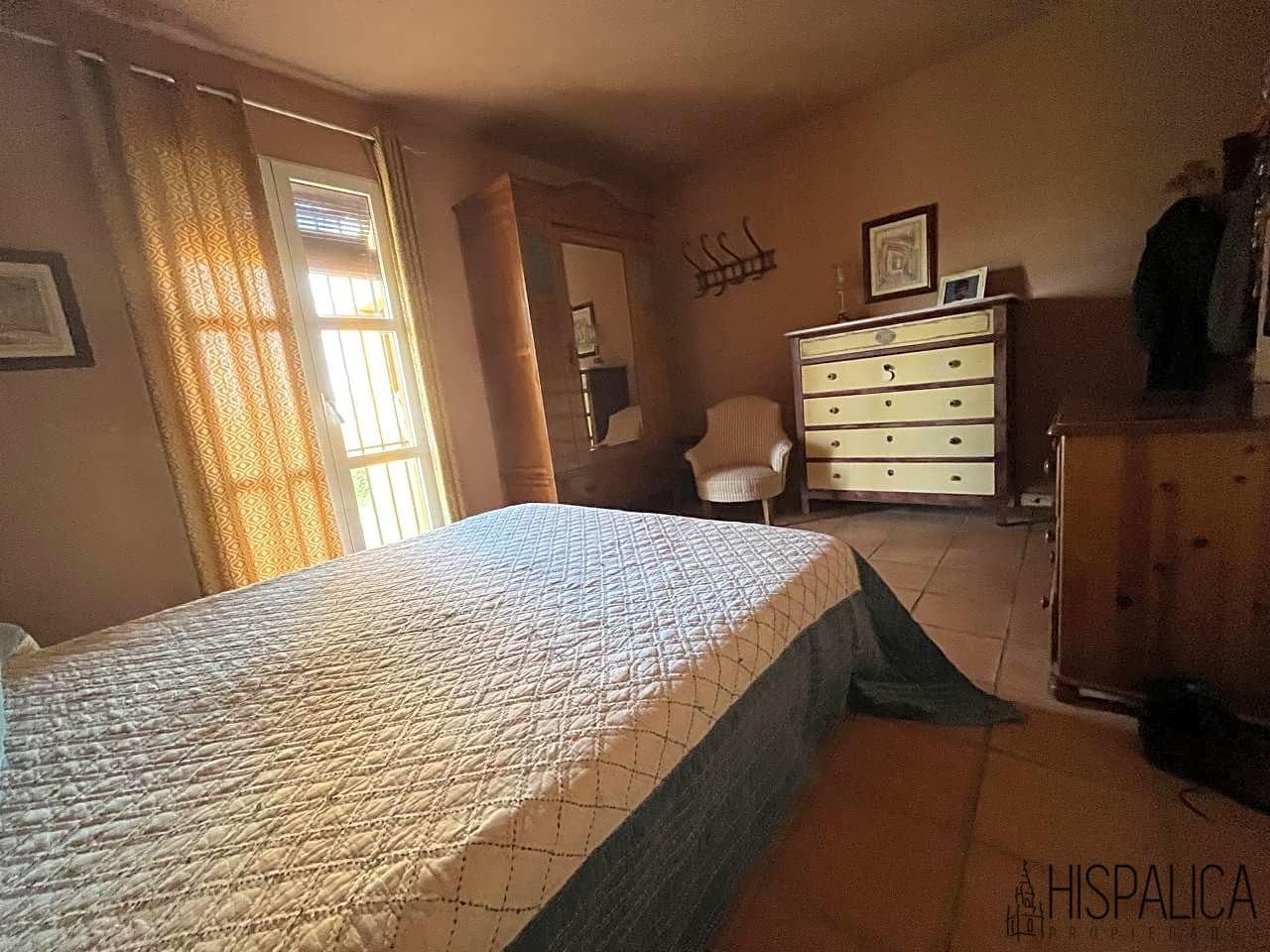 3 soveværelse Finca/Landehus til salg i La Palma del Condado - € 240.000 (Ref: 7582742)