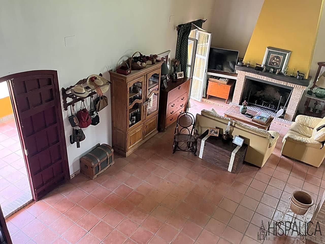 3 soveværelse Finca/Landehus til salg i La Palma del Condado - € 240.000 (Ref: 7582742)