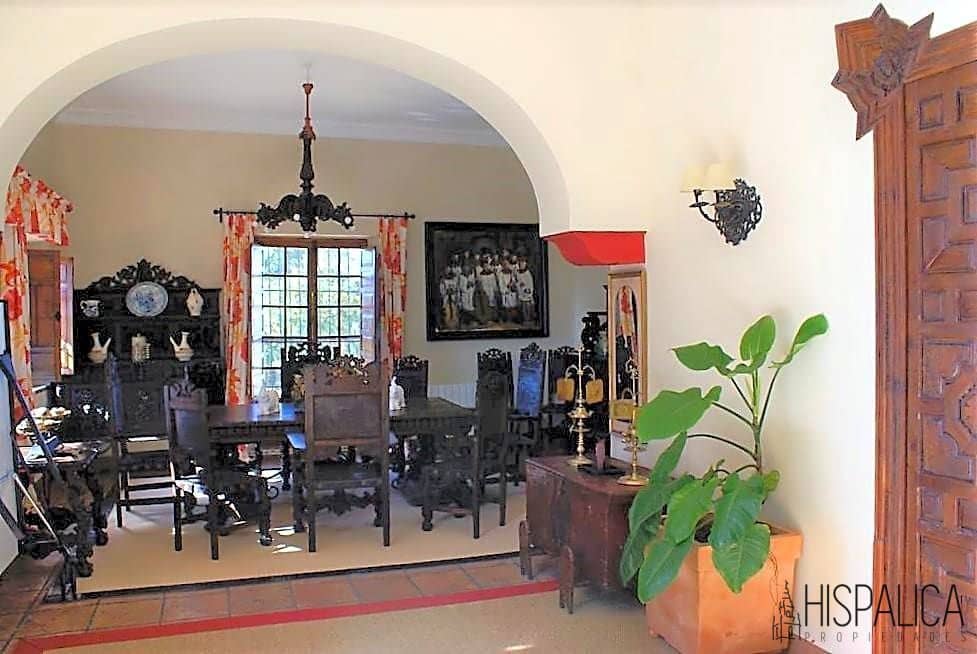 5 soveværelse Villa til salg i Villanueva del Ariscal med swimmingpool - € 1.150.000 (Ref: 7826259)