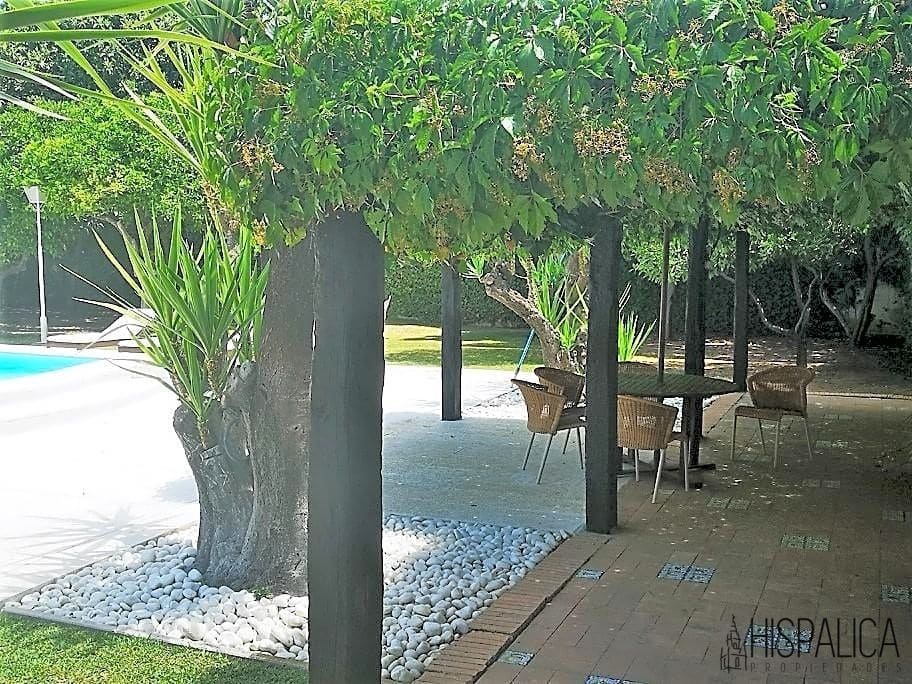 5 soveværelse Villa til salg i Villanueva del Ariscal med swimmingpool - € 1.150.000 (Ref: 7826259)