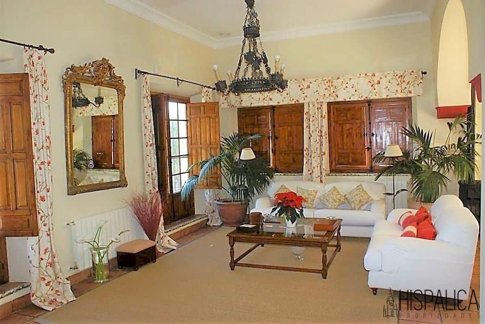 5 soveværelse Villa til salg i Villanueva del Ariscal med swimmingpool - € 1.150.000 (Ref: 7826259)