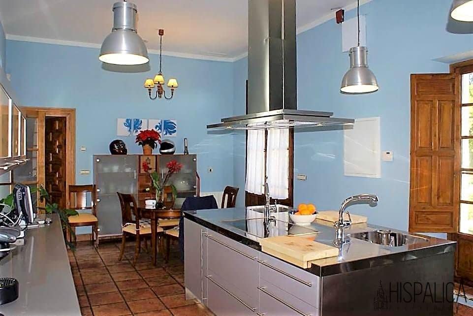 5 soveværelse Villa til salg i Villanueva del Ariscal med swimmingpool - € 1.150.000 (Ref: 7826259)