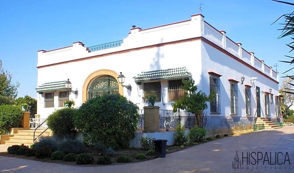 5 soveværelse Villa til salg i Villanueva del Ariscal med swimmingpool - € 1.150.000 (Ref: 7826259)