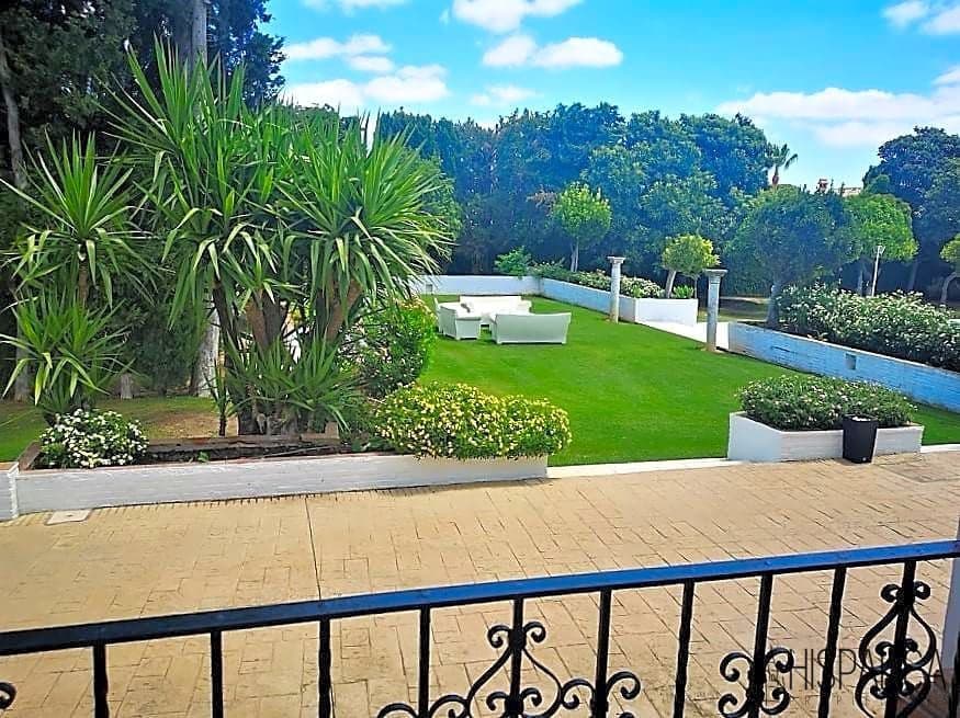 5 soveværelse Villa til salg i Villanueva del Ariscal med swimmingpool - € 1.150.000 (Ref: 7826259)