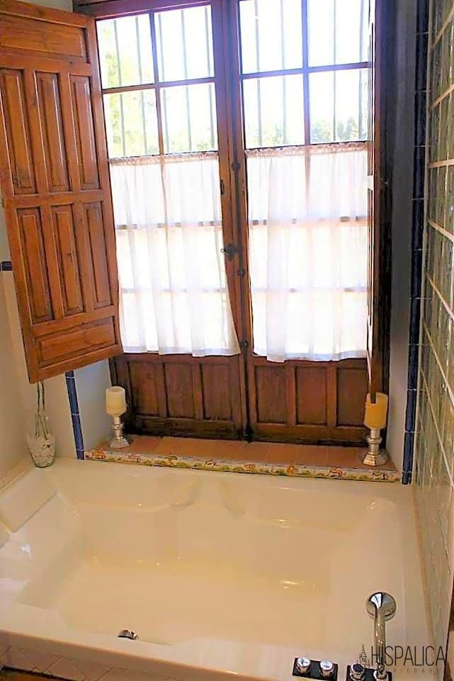 5 soveværelse Villa til salg i Villanueva del Ariscal med swimmingpool - € 1.150.000 (Ref: 7826259)