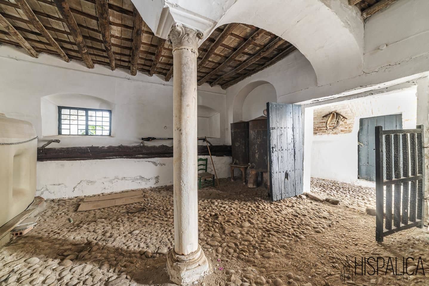 8 bedroom Villa for sale in Ecija with garage - € 800,000 (Ref: 7836117)