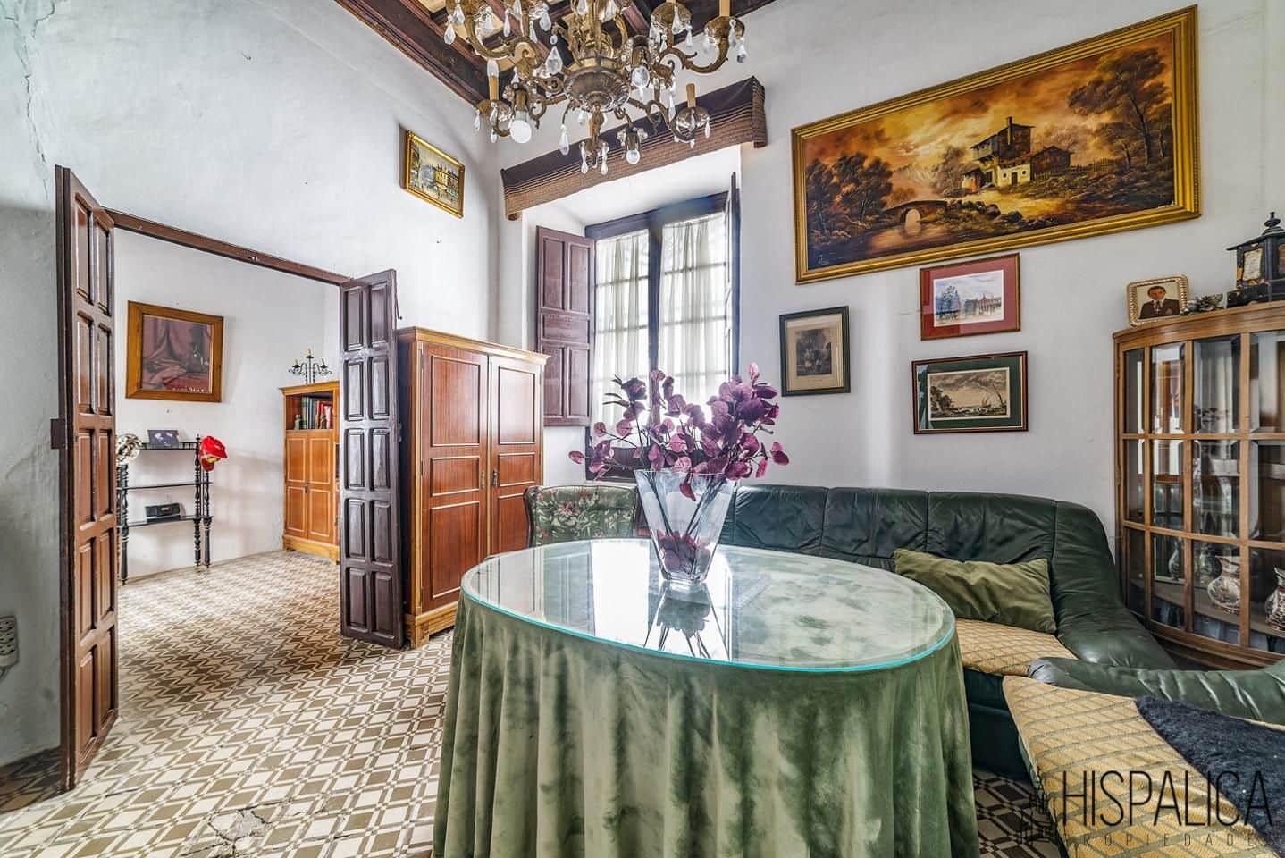 8 bedroom Villa for sale in Ecija with garage - € 800,000 (Ref: 7836117)