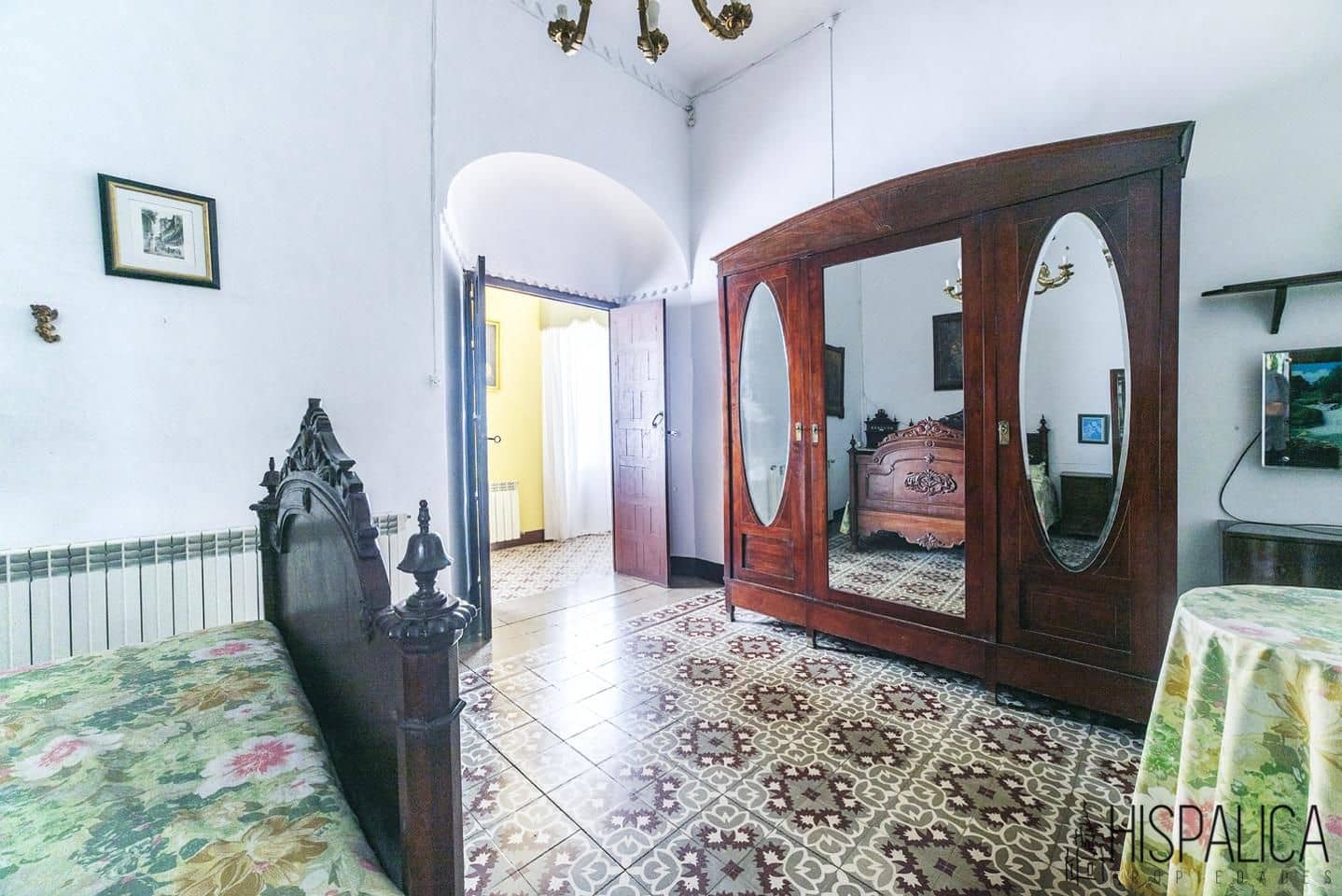 8 bedroom Villa for sale in Ecija with garage - € 800,000 (Ref: 7836117)