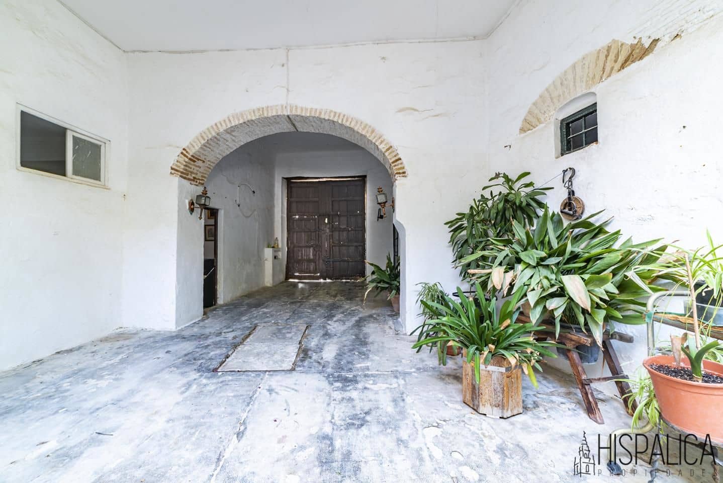 8 bedroom Villa for sale in Ecija with garage - € 800,000 (Ref: 7836117)