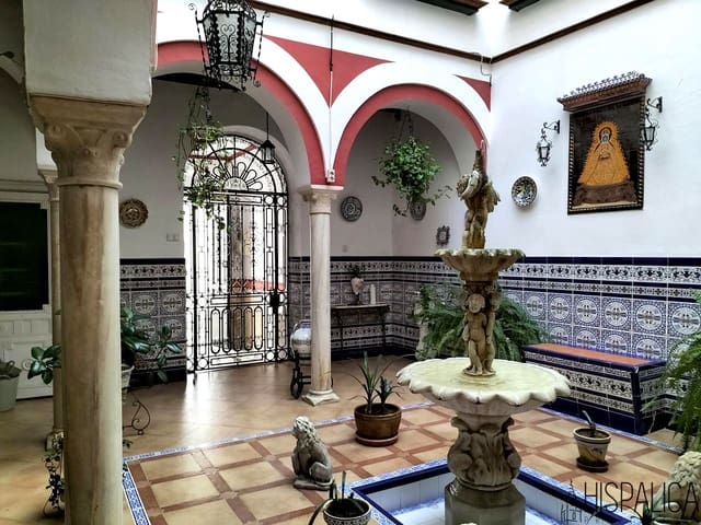 10 Zimmer Villa zu verkaufen in Carmona - 700.000 € (Ref: 8165251)