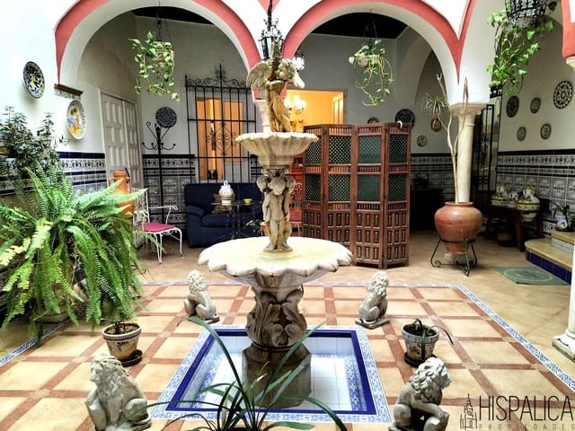 10 Zimmer Villa zu verkaufen in Carmona - 700.000 € (Ref: 8165251)