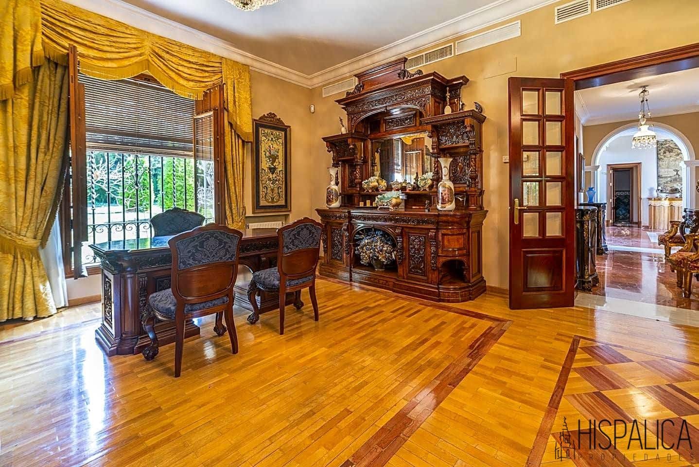 8 soveværelse Villa til salg i Ecija med swimmingpool garage - € 900.000 (Ref: 8271909)