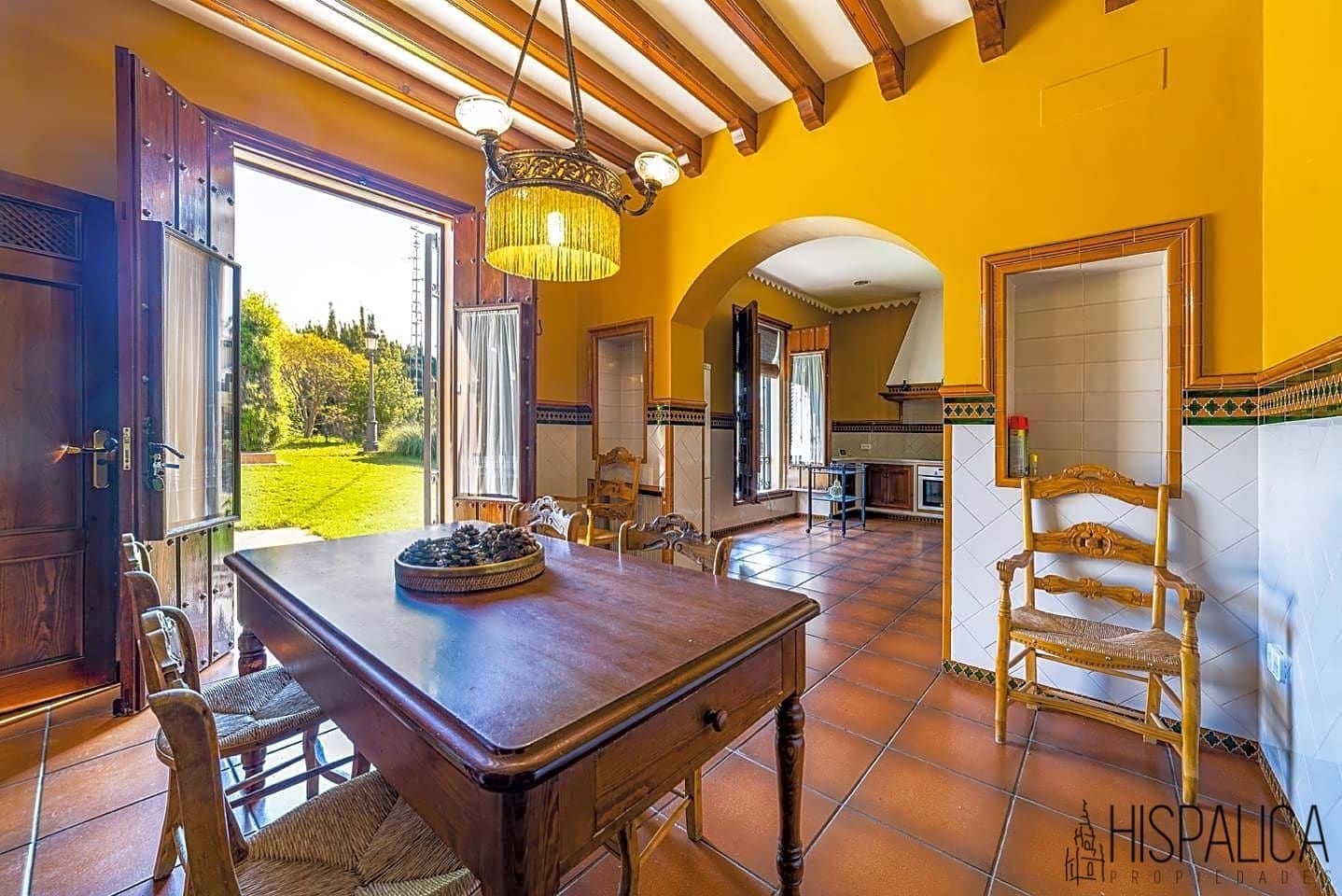 8 soveværelse Villa til salg i Ecija med swimmingpool garage - € 900.000 (Ref: 8271909)