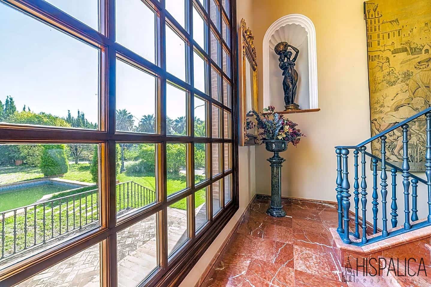 8 soveværelse Villa til salg i Ecija med swimmingpool garage - € 900.000 (Ref: 8271909)