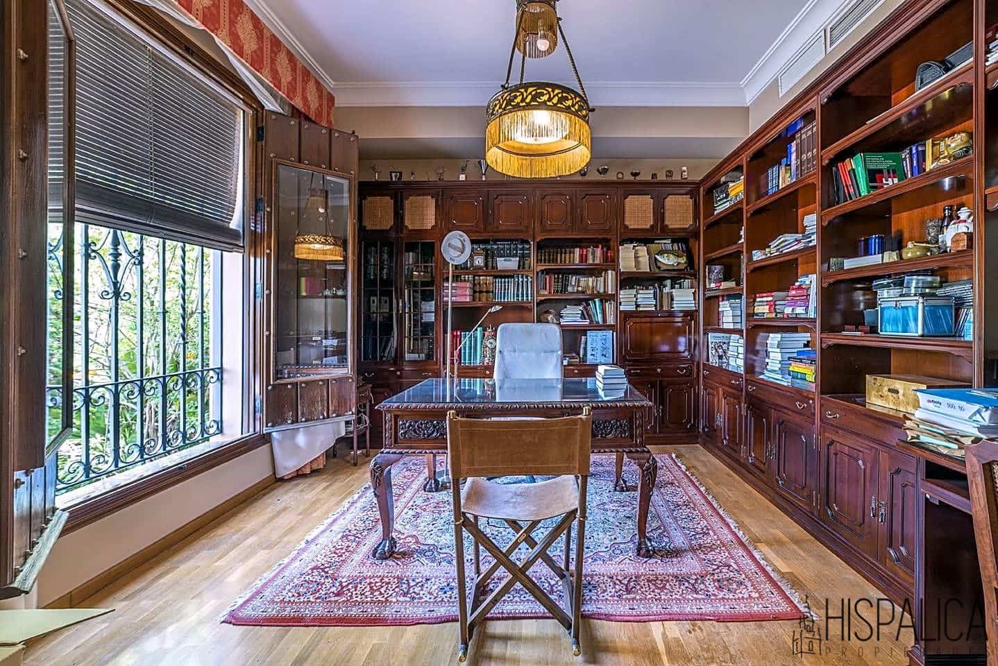 8 soveværelse Villa til salg i Ecija med swimmingpool garage - € 900.000 (Ref: 8271909)