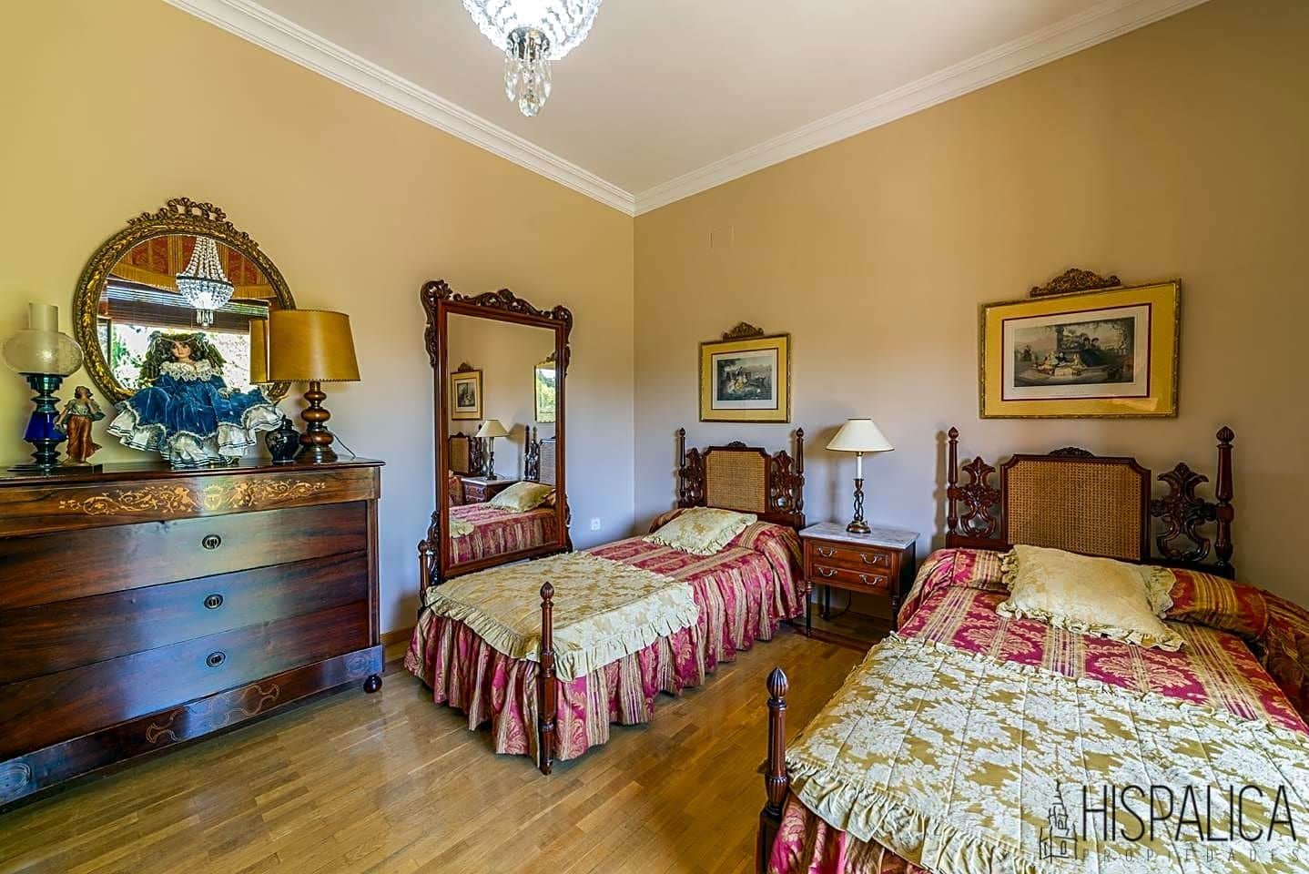 8 soveværelse Villa til salg i Ecija med swimmingpool garage - € 900.000 (Ref: 8271909)