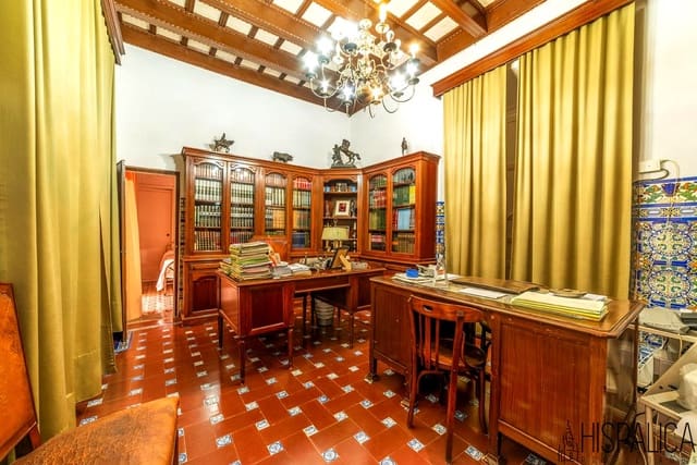 10 soveværelse Villa til salg i Ecija med garage - € 600.000 (Ref: 8575210)