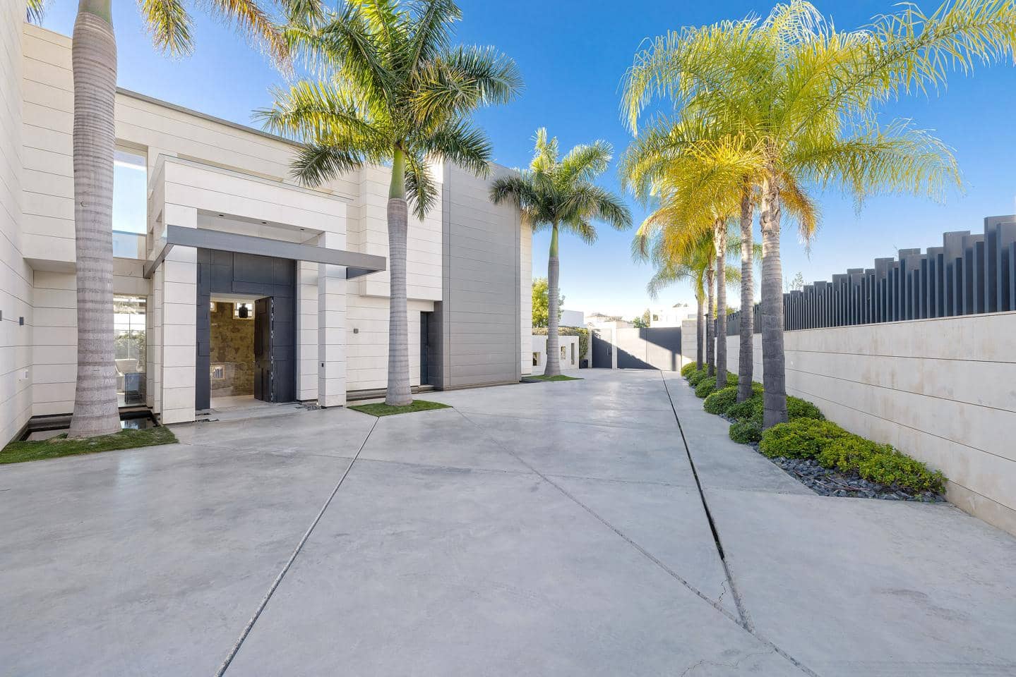 6 sypialnia Willa na sprzedaż w Marbella z basenem garażem - 7 000 000 € (Ref: 8703356)