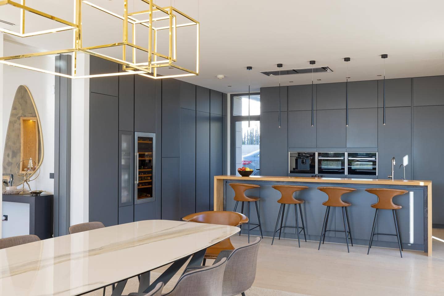 6 sypialnia Willa na sprzedaż w Marbella z basenem garażem - 7 000 000 € (Ref: 8703356)