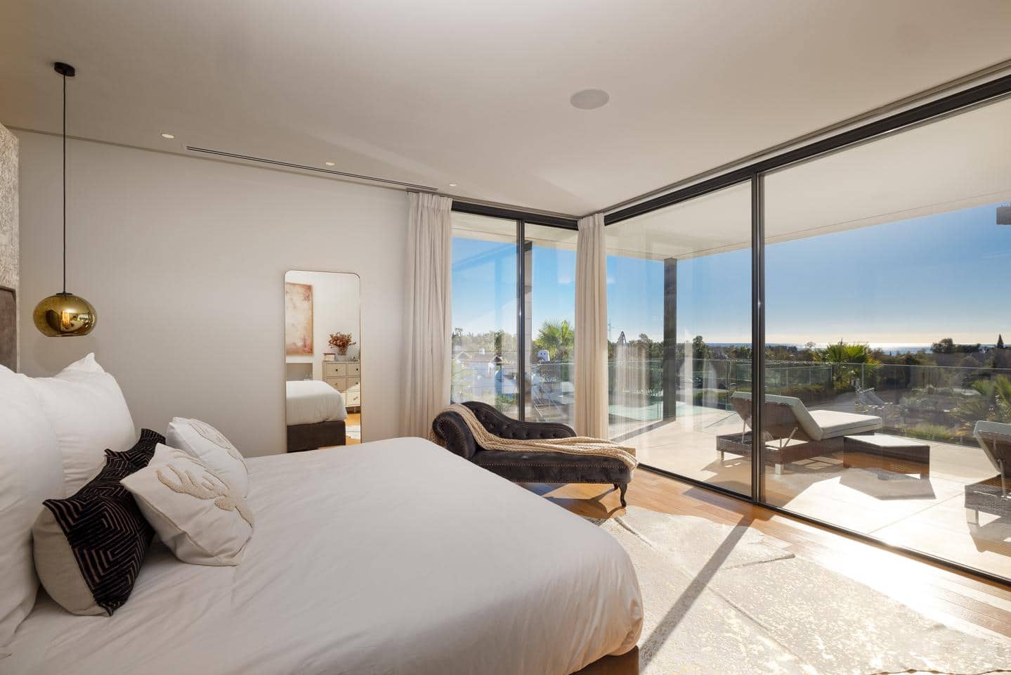 6 sypialnia Willa na sprzedaż w Marbella z basenem garażem - 7 000 000 € (Ref: 8703356)