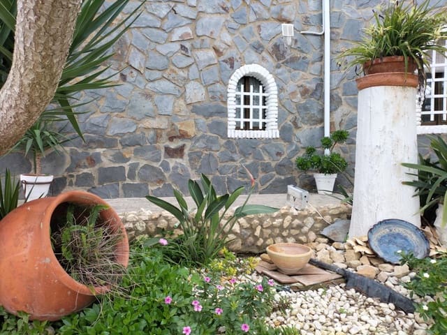 5 soverom Villa til salgs i Utrera med svømmebasseng - € 515 000 (Ref: 8780821)