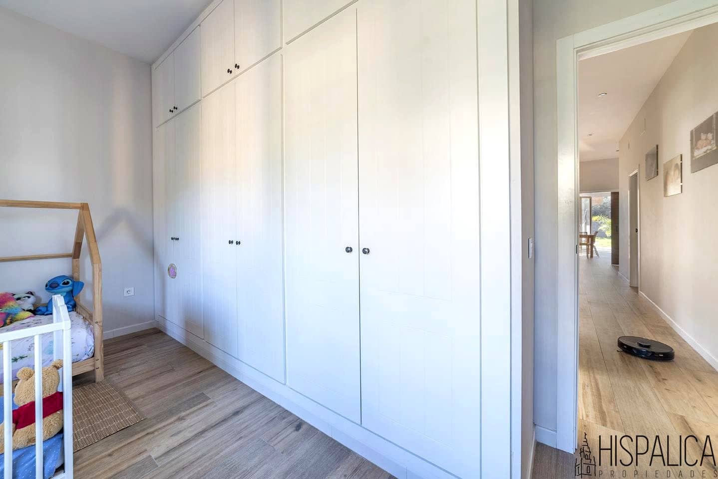 4 soveværelse Villa til salg i Bollullos de la Mitacion med swimmingpool - € 425.000 (Ref: 8780822)