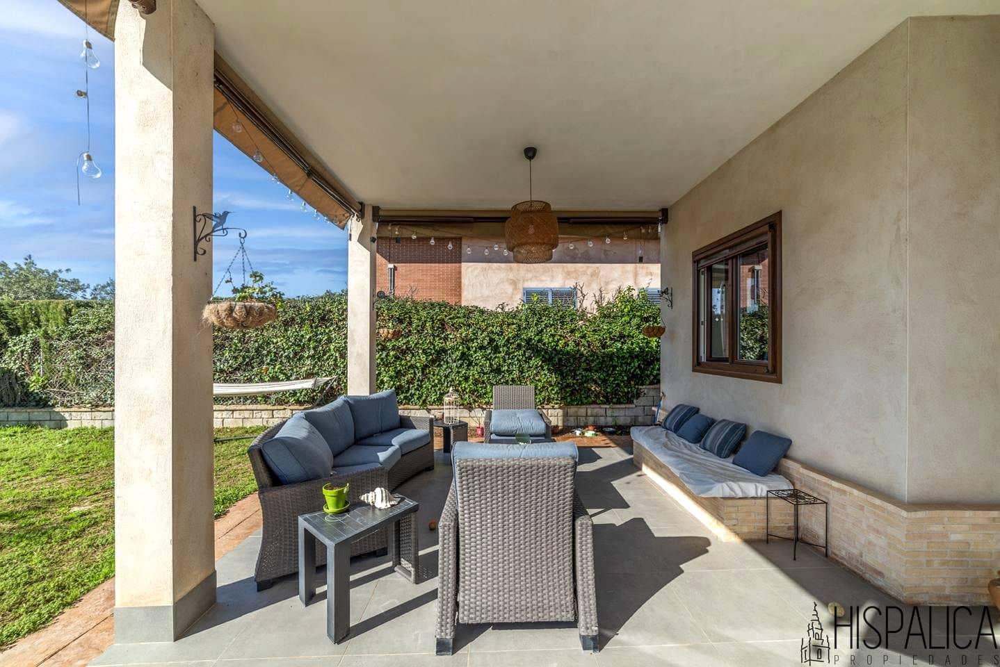 4 soveværelse Villa til salg i Bollullos de la Mitacion med swimmingpool - € 425.000 (Ref: 8780822)