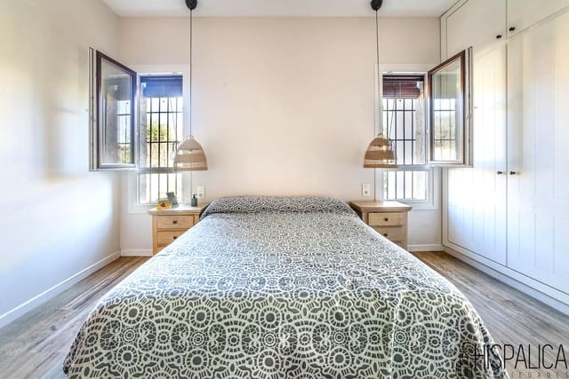 4 soverom Villa til salgs i Bollullos de la Mitación med svømmebasseng - € 425 000 (Ref: 8780822)