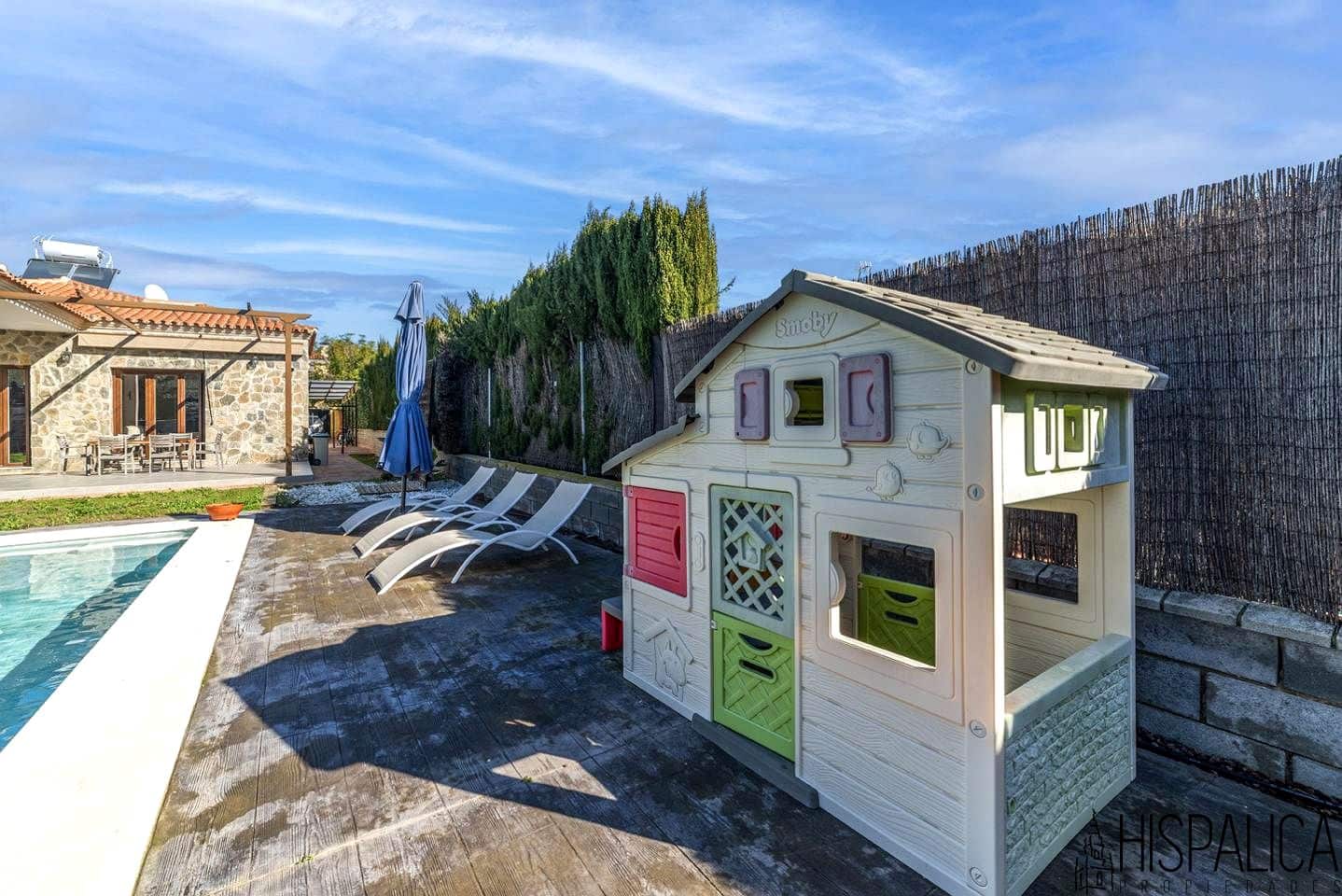 4 soveværelse Villa til salg i Bollullos de la Mitacion med swimmingpool - € 425.000 (Ref: 8780822)