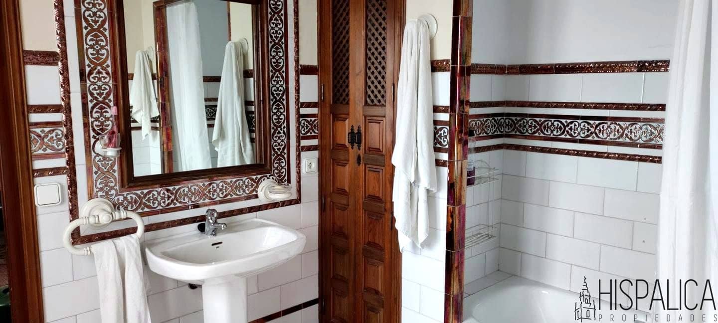 6 soveværelse Villa til salg i Ecija med swimmingpool - € 675.000 (Ref: 8830494)