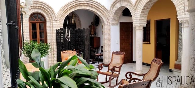 6 soveværelse Villa til salg i Ecija med swimmingpool - € 675.000 (Ref: 8830494)