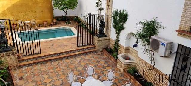 6 soveværelse Villa til salg i Ecija med swimmingpool - € 675.000 (Ref: 8830494)