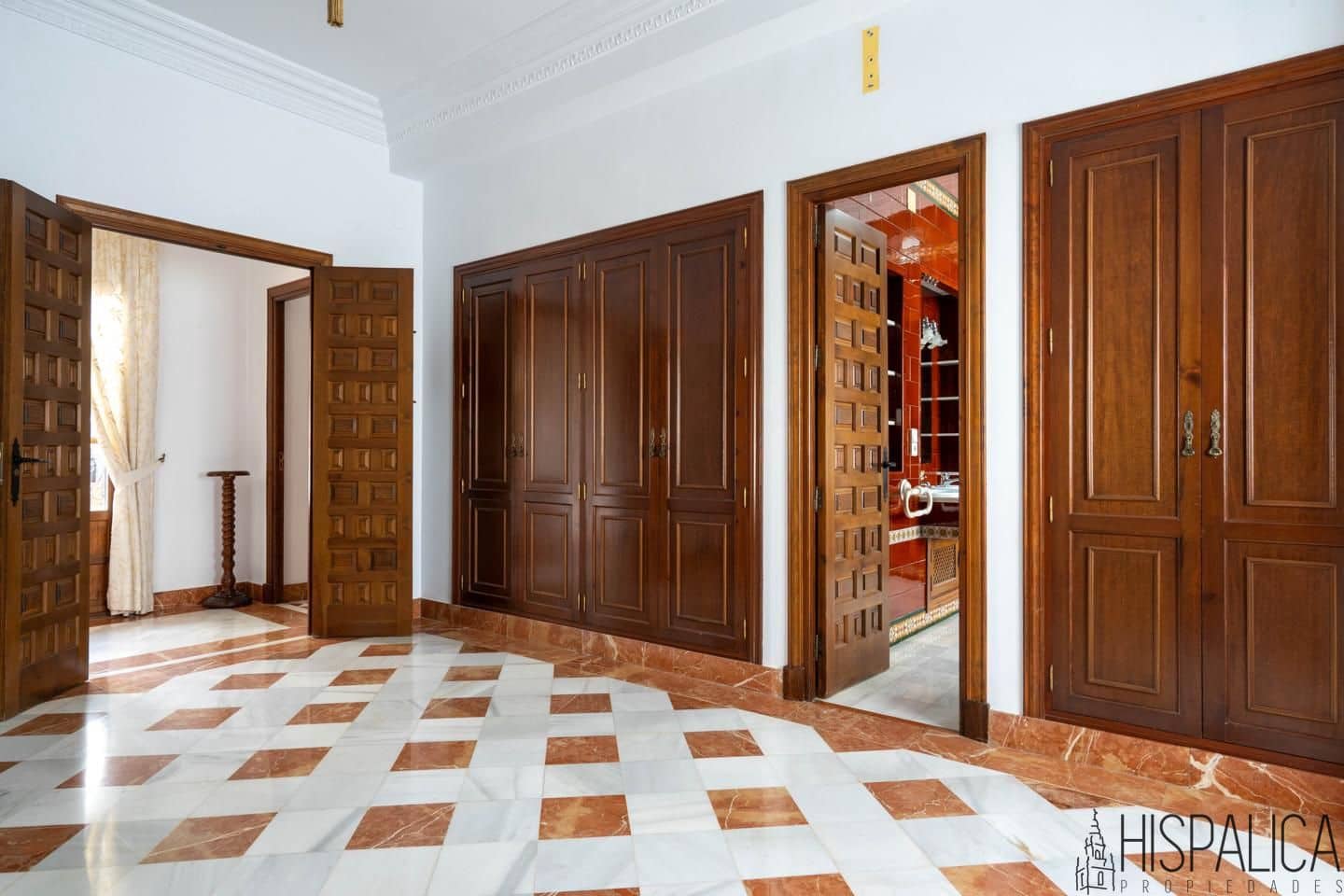 6 soveværelse Villa til salg i Ecija med swimmingpool - € 675.000 (Ref: 8830494)