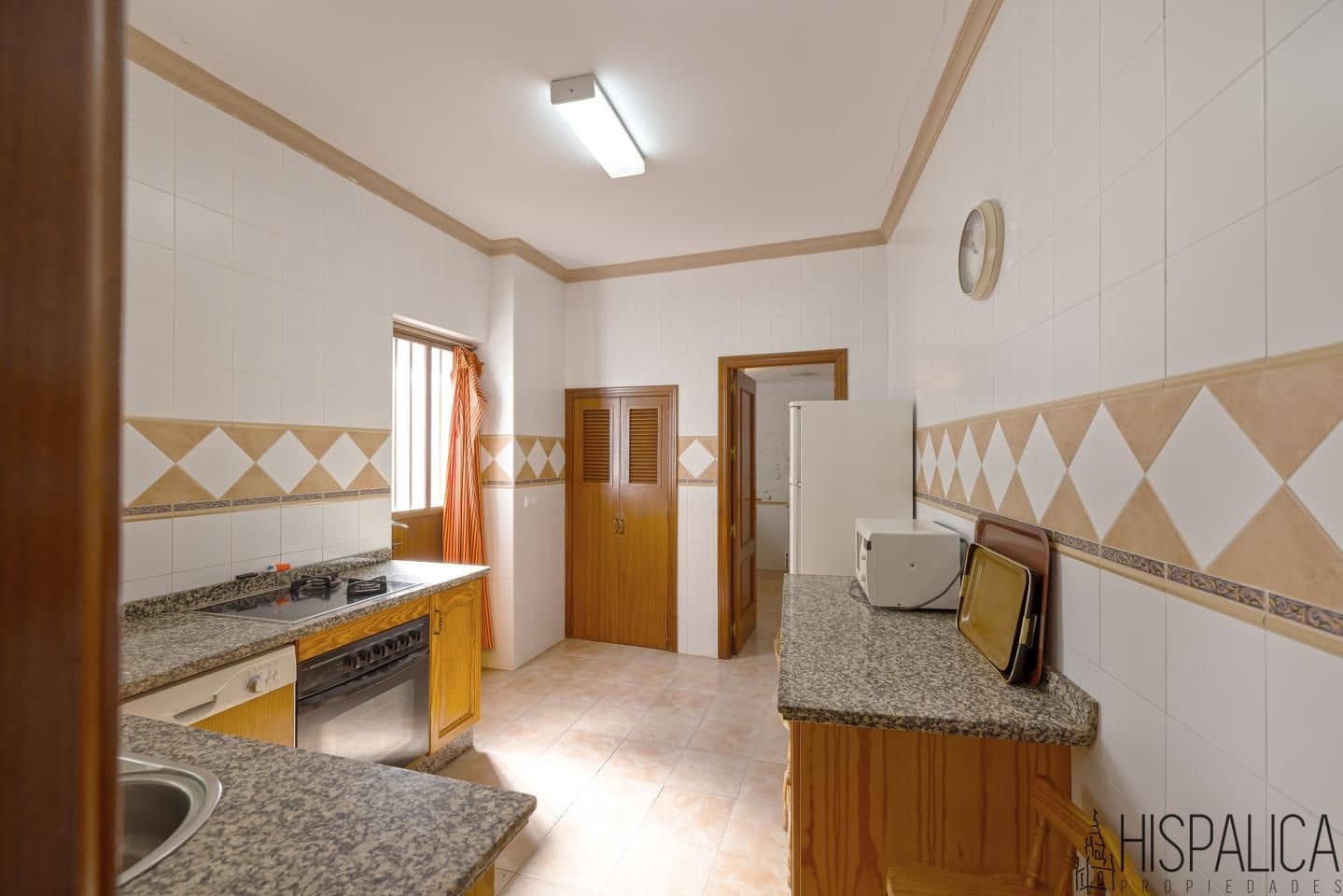 7 soveværelse Villa til salg i Carrion de los Cespedes med garage - € 311.000 (Ref: 8931561)