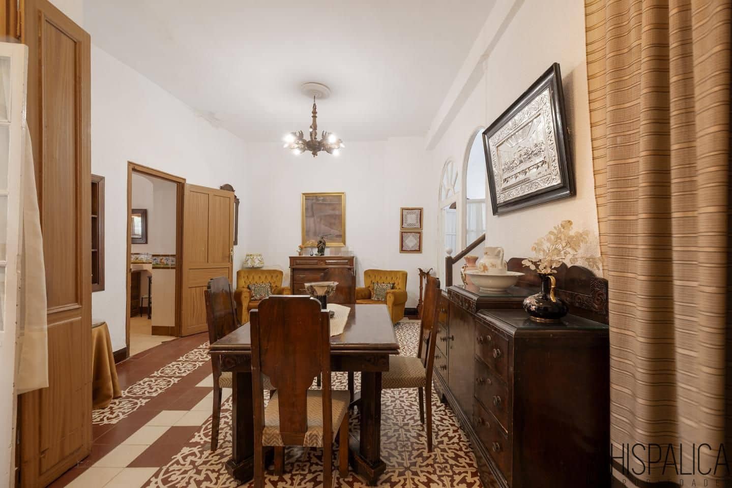 7 soveværelse Villa til salg i Carrion de los Cespedes med garage - € 311.000 (Ref: 8931561)