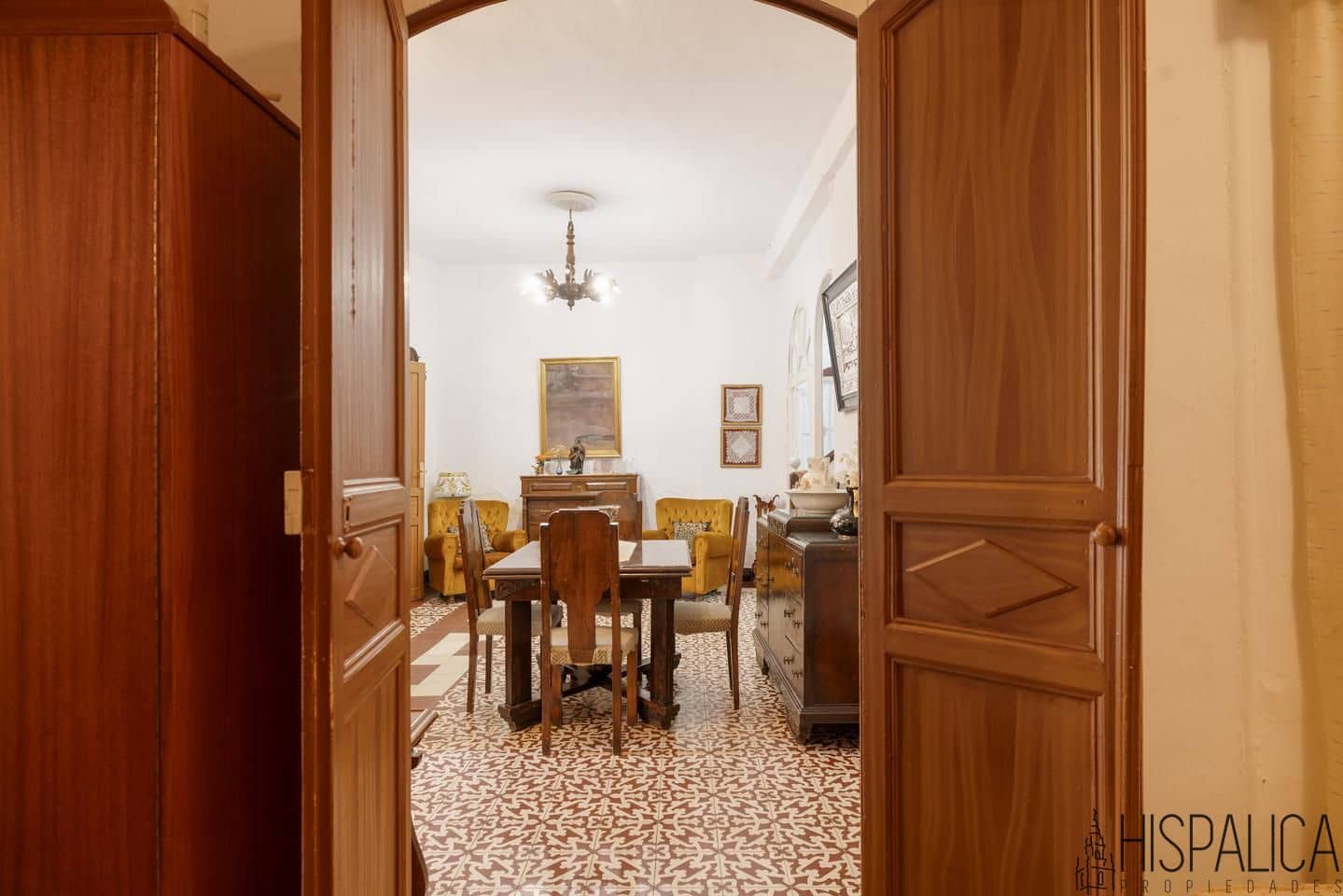 7 soveværelse Villa til salg i Carrion de los Cespedes med garage - € 311.000 (Ref: 8931561)