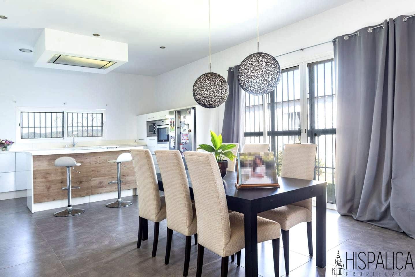 4 soveværelse Villa til salg i Cantillana - € 400.000 (Ref: 8933433)