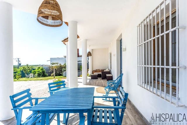 4 soveværelse Villa til salg i Cantillana - € 400.000 (Ref: 8933433)