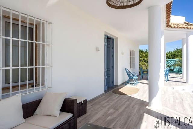 4 soveværelse Villa til salg i Cantillana - € 400.000 (Ref: 8933433)