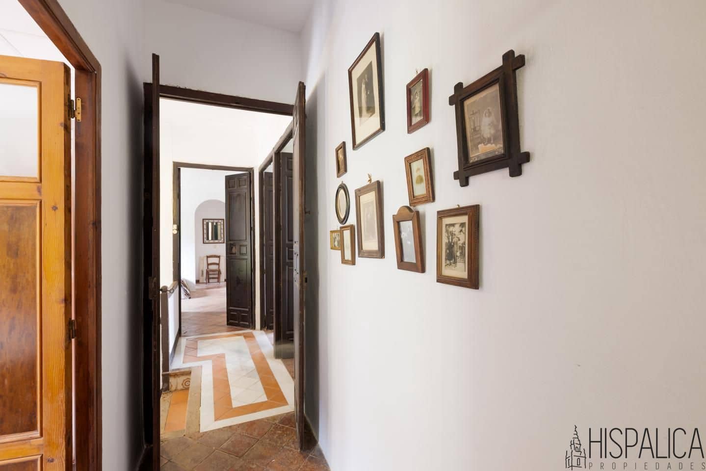 6 soveværelse Villa til salg i Malaga by - € 750.000 (Ref: 8945631)