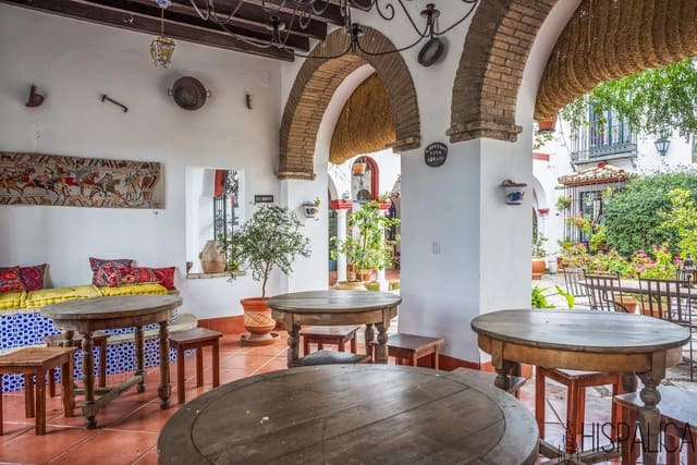 13 soveværelse Villa til salg i Morón de la Frontera med swimmingpool - € 3.400.000 (Ref: 8981728)