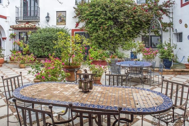 13 soveværelse Villa til salg i Morón de la Frontera med swimmingpool - € 3.400.000 (Ref: 8981728)