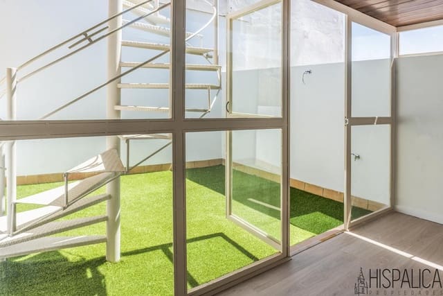 1 sovrum Lägenhet till salu i Triana Oeste, Sevilla stad - 450 000 € (Ref: 9099710)
