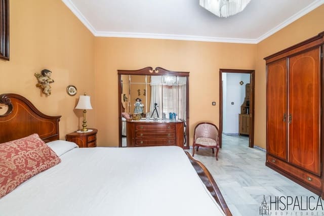 4 chambre Appartement à vendre à Carmona avec garage - 230 000 € (Ref: 9113528)