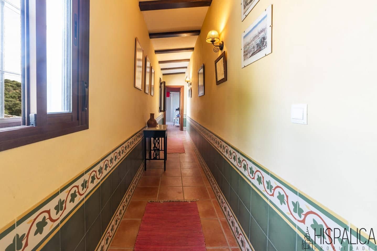 5 soveværelse Finca/Landehus til salg i Lora del Rio med swimmingpool - € 675.000 (Ref: 9135938)