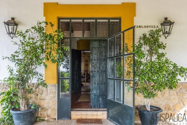 5 soveværelse Finca/Landehus til salg i Lora del Río med swimmingpool - € 675.000 (Ref: 9135938)