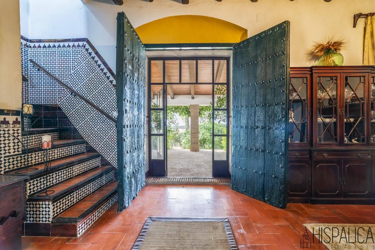 5 soveværelse Finca/Landehus til salg i Lora del Rio med swimmingpool - € 675.000 (Ref: 9135938)