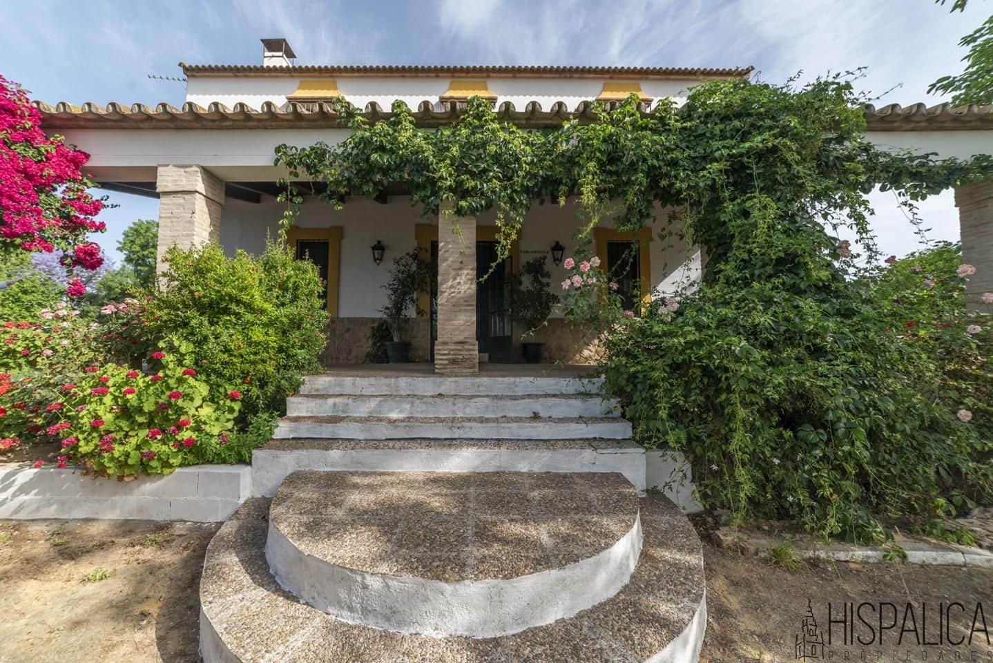 5 soveværelse Finca/Landehus til salg i Lora del Rio med swimmingpool - € 675.000 (Ref: 9135938)