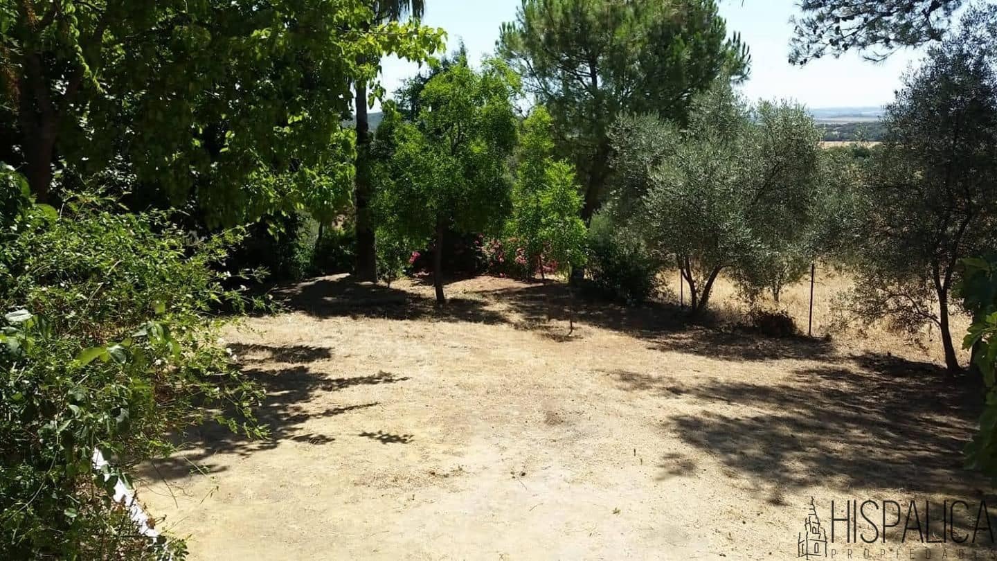 5 soveværelse Finca/Landehus til salg i Lora del Rio med swimmingpool - € 675.000 (Ref: 9135938)